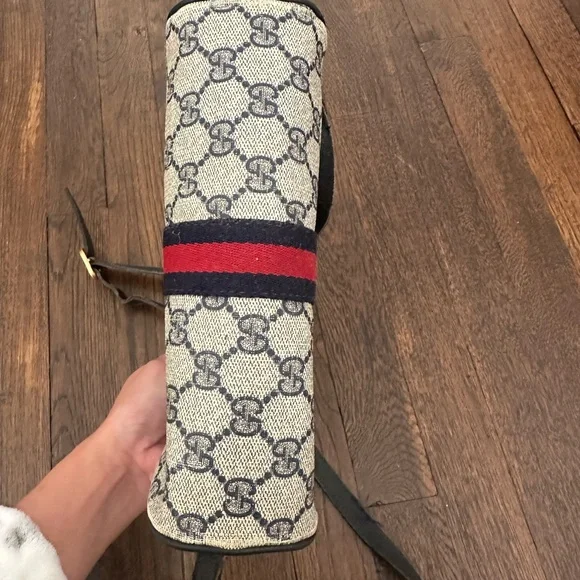 Vintage Gucci Bag - Picture 12 of 14